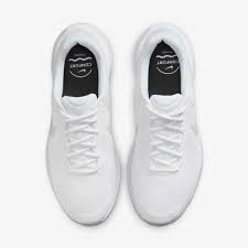 NIKE REVOLUTION 7 - WHITE