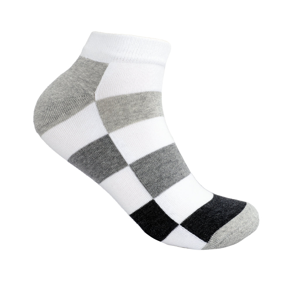 ActivAbouAlaa-SOCKS-WHITE-A5022