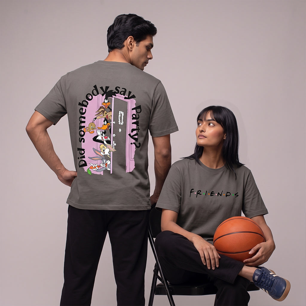 Unisex Looney Tunes "Friends" Oversized T-Shirt
