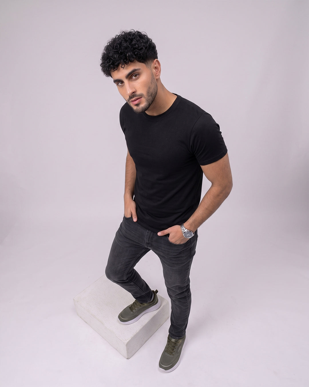 النشاط الأساسي ح.S تي شيرت - أسود