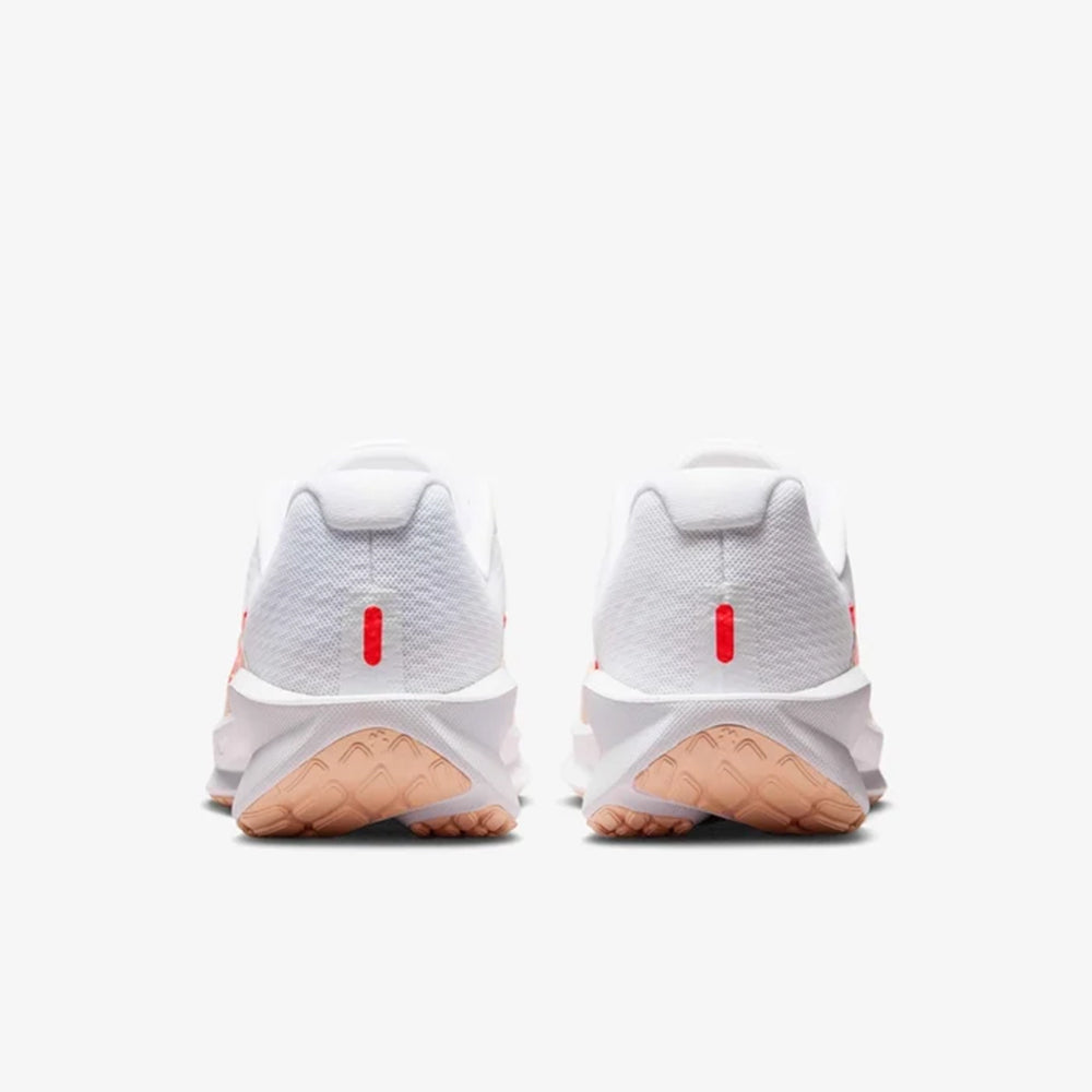 W NIKE DOWNSHIFTER 13 - WHITE